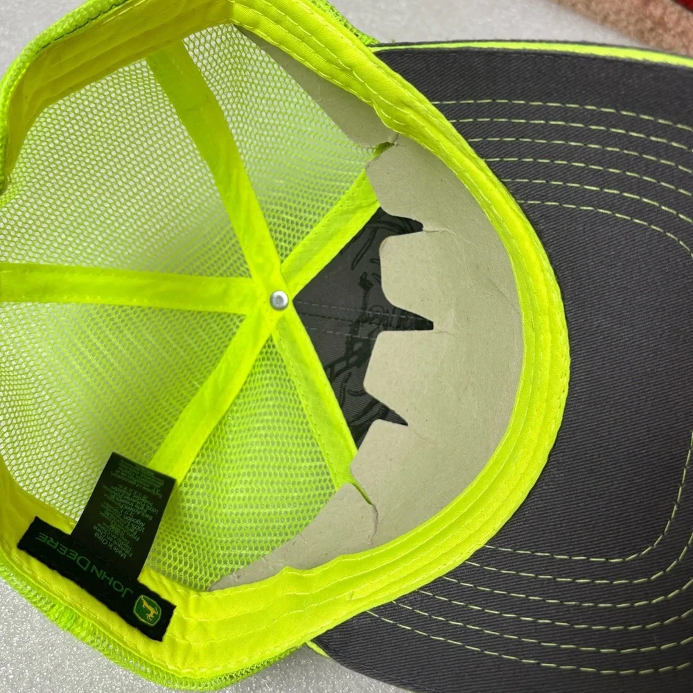 NWT John Deere snapback trucker cap highlighter yellow and gray one size